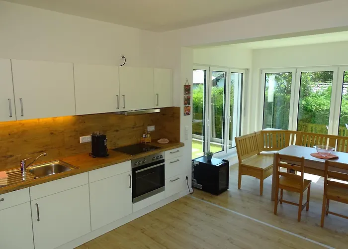 Sunny Side Apartment