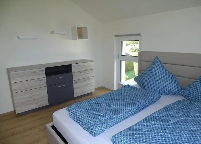 Sunny Side Apartment