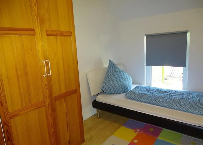 Sunny Side Apartment *